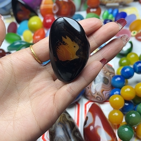 玛瑙/玉髓颈饰未镶嵌