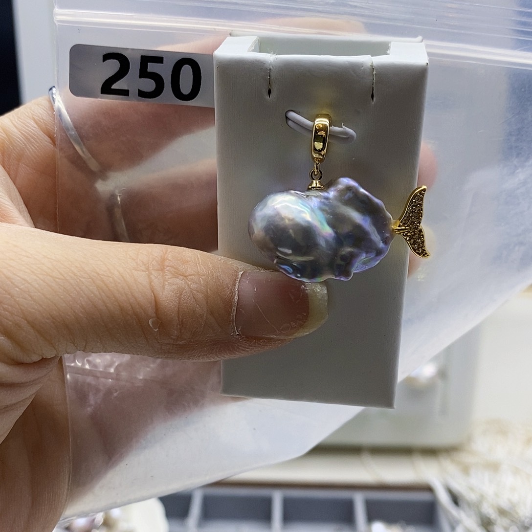 颈饰合金淡水珍珠