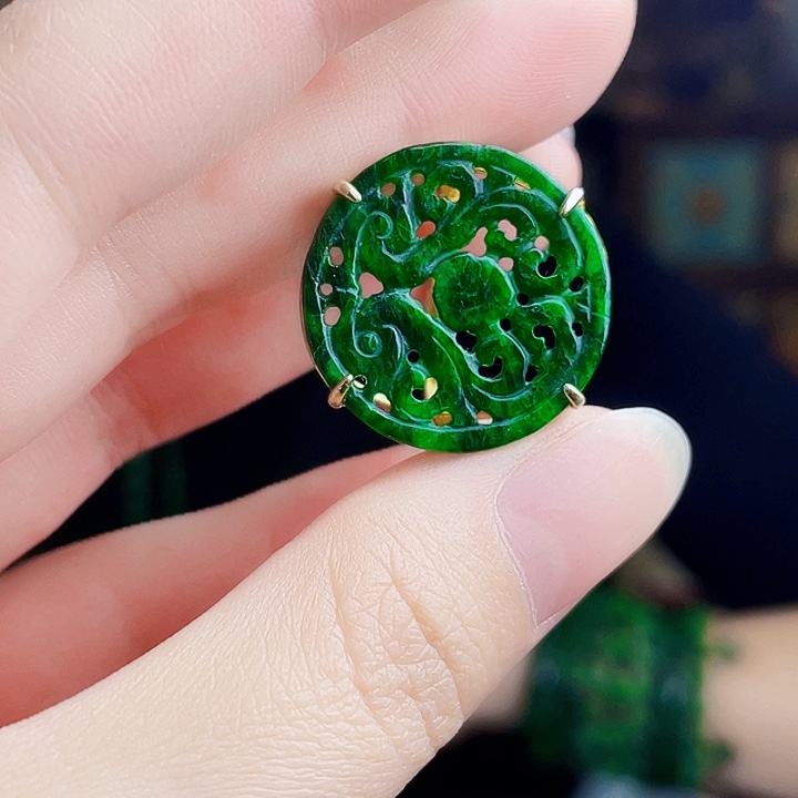 翡翠银S925镶嵌颈饰多样性