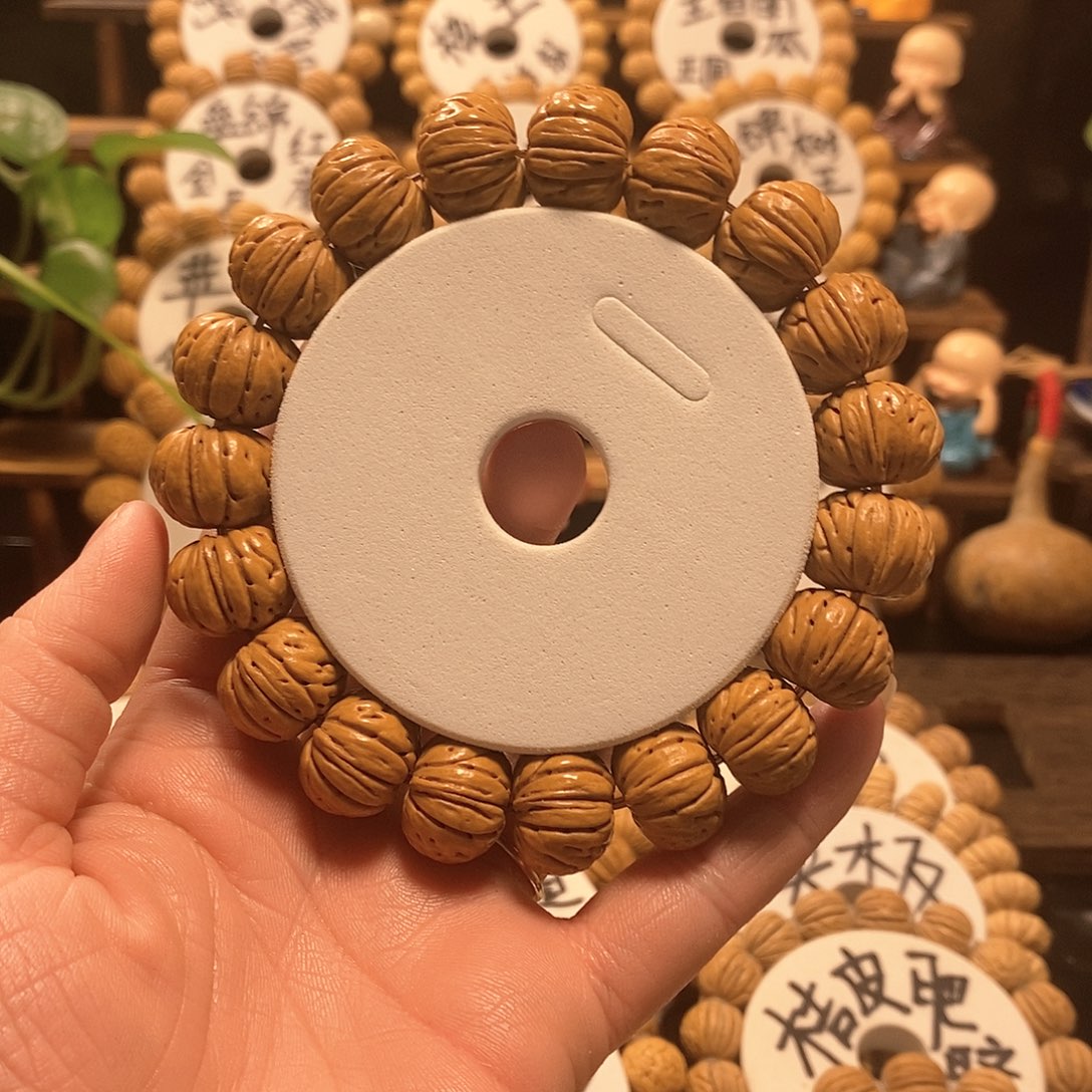 【闪购商品】贾*学桃核纽扣核桃手串