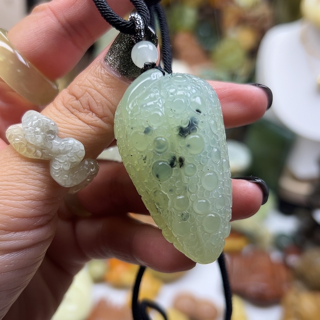 未镶嵌岫玉颈饰岫玉福瓜