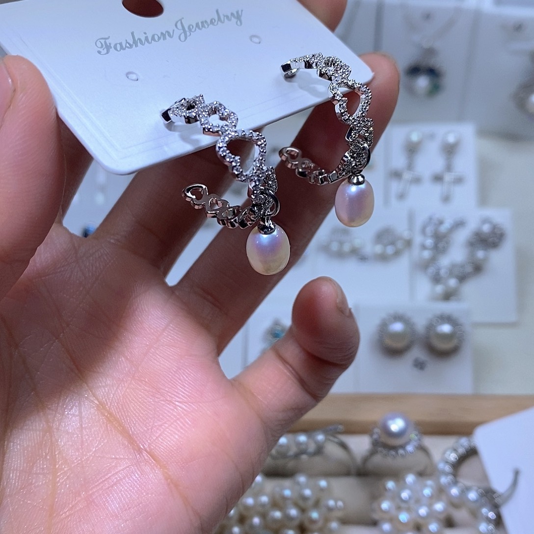 耳饰淡水珍珠未镶嵌