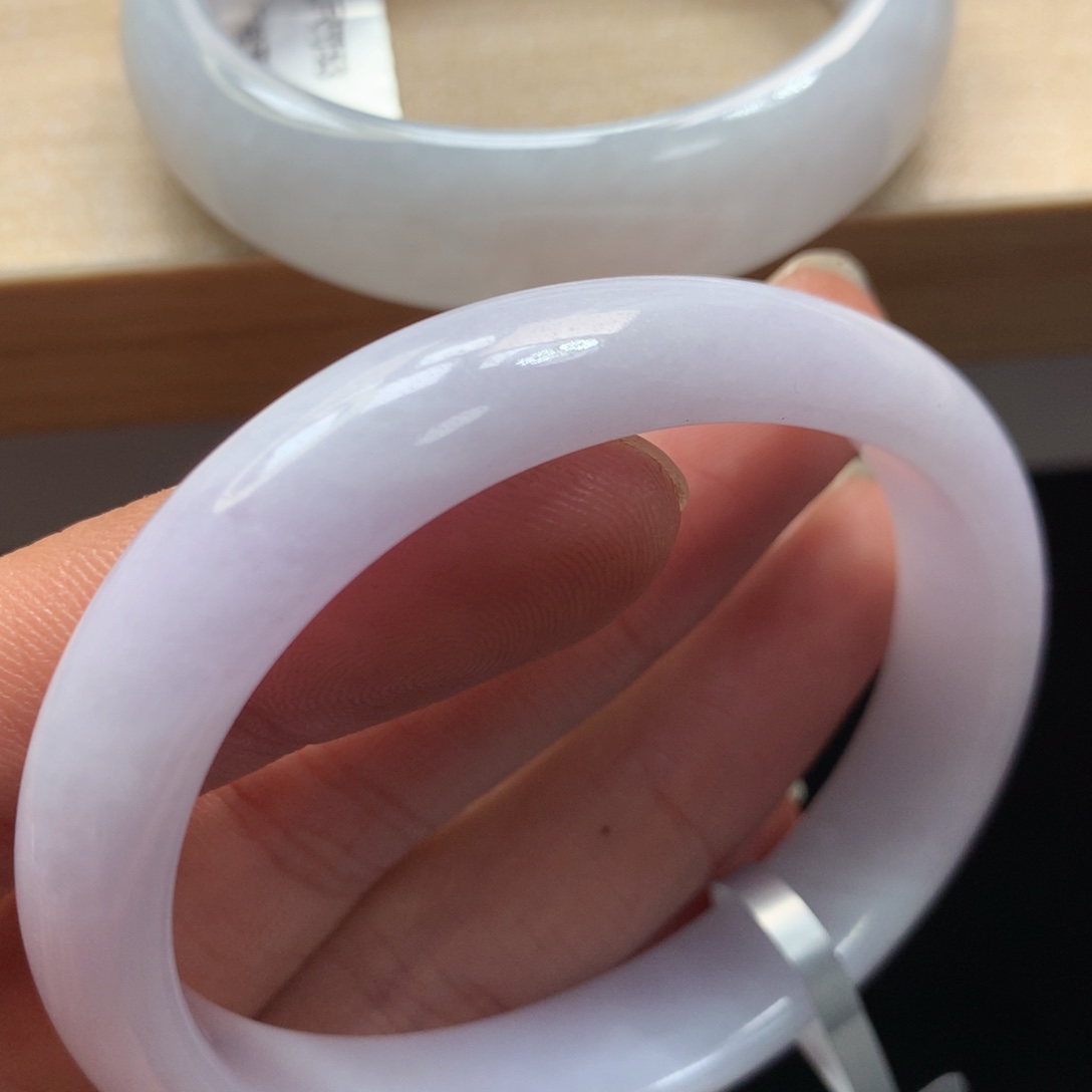 未镶嵌手镯翡翠手镯