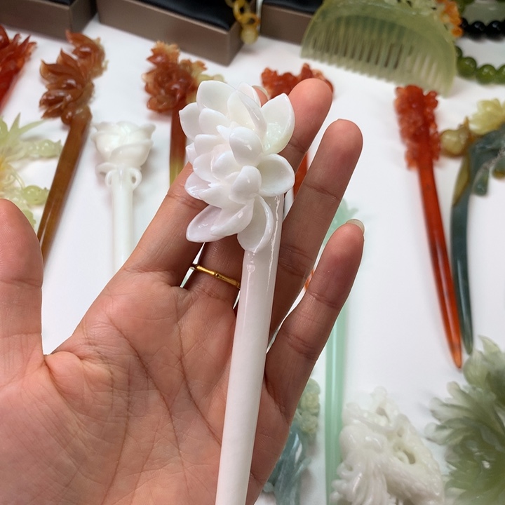 蛇纹石玉发饰未镶嵌阿*