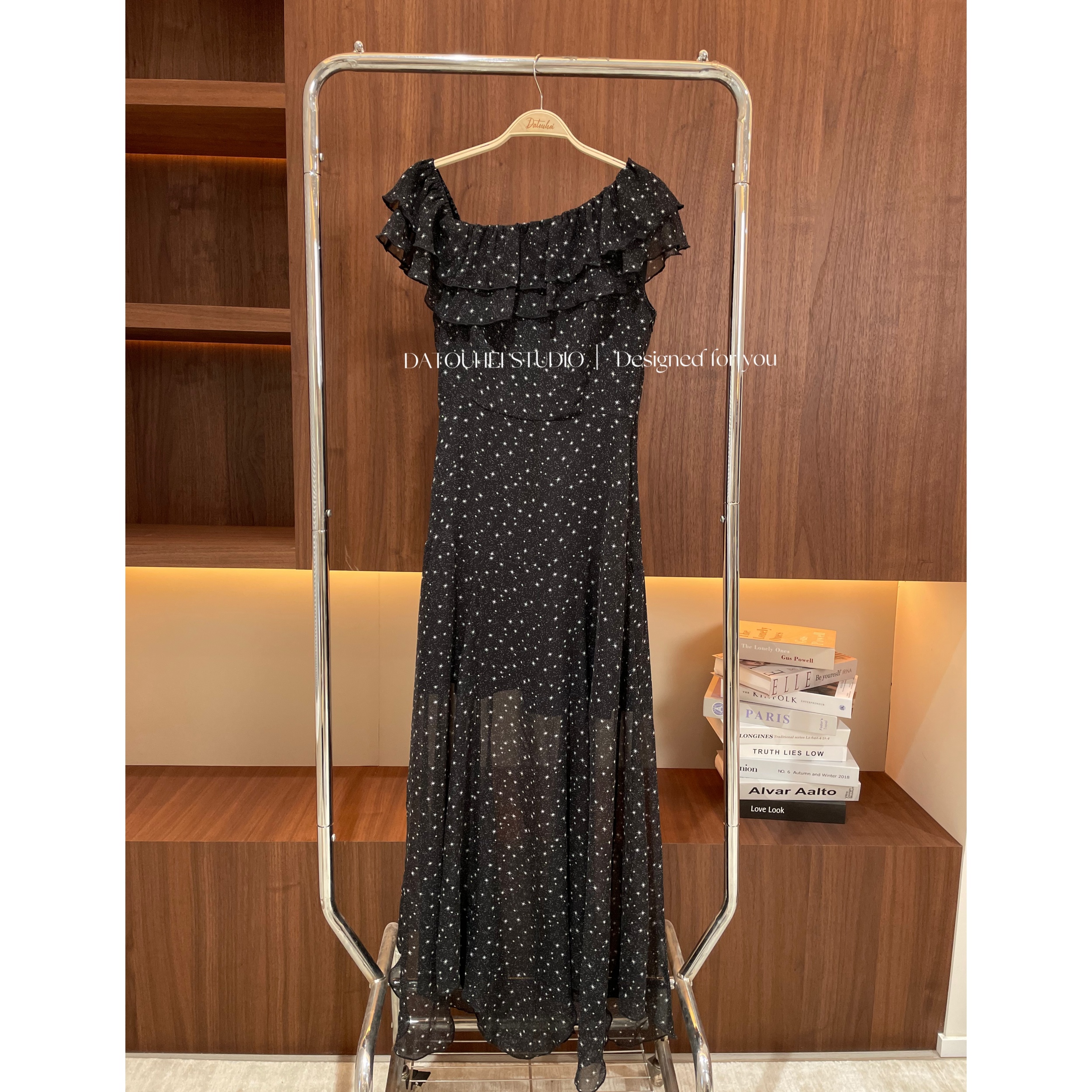 大头黑STUDIO【贝莉舞会】2025女春时尚星空连衣裙D225X04258