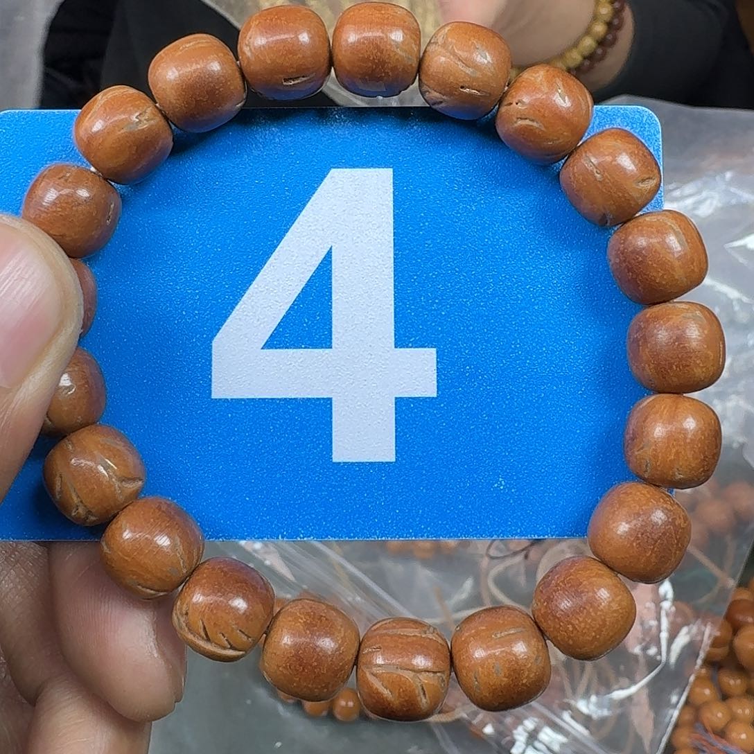 桃核吊坠12桃核。4