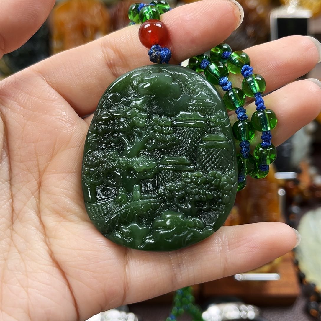 和田玉（碧玉）颈饰未镶嵌