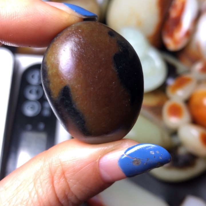 和田玉未镶嵌珠宝奇石