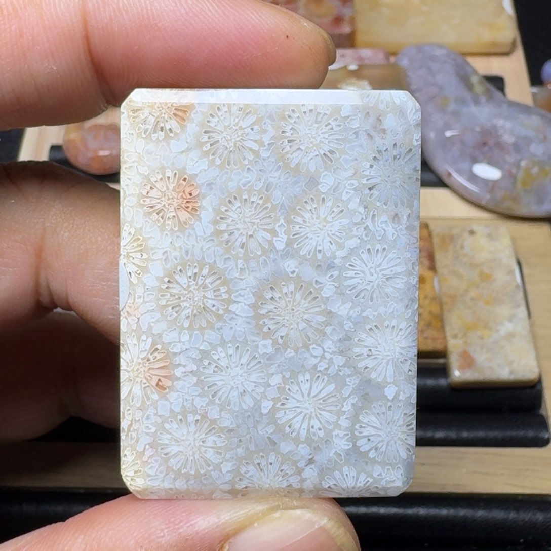 硅化玉纯天然色有机玉石保真色未镶嵌