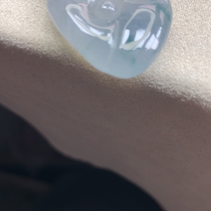 翡翠未镶嵌颈饰吊坠