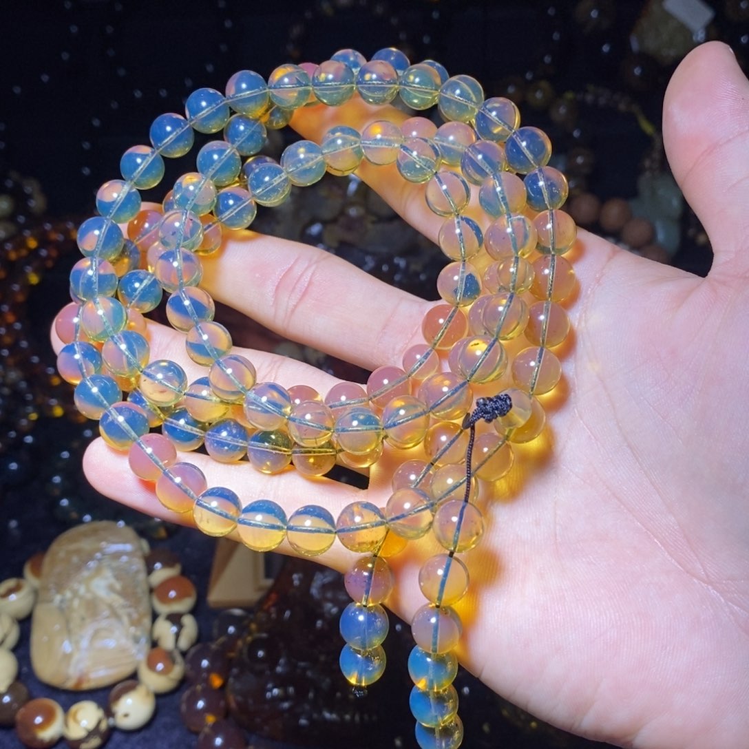 琥珀未镶嵌珠宝奇石