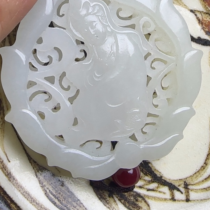 瓷片千**语新号开播瓷器盘子