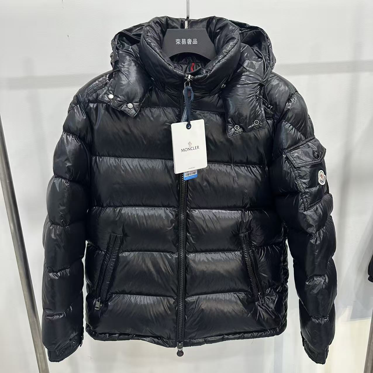 未使用 MONCLER 蒙口/黑色MAYA连帽羽绒服/2码