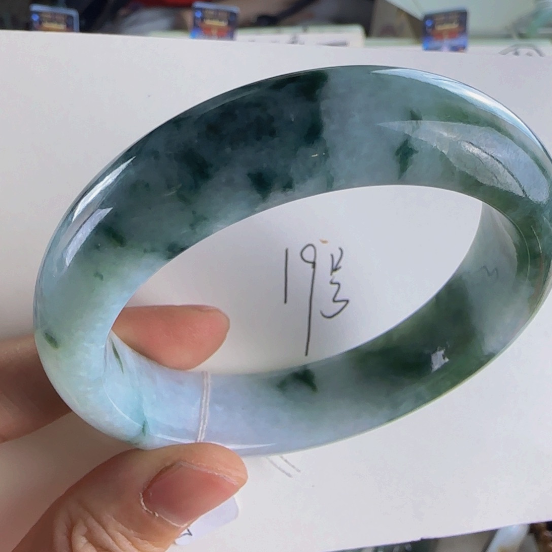 翡翠手镯未镶嵌老坑57