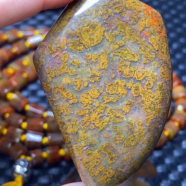 玛瑙/玉髓颈饰未镶嵌