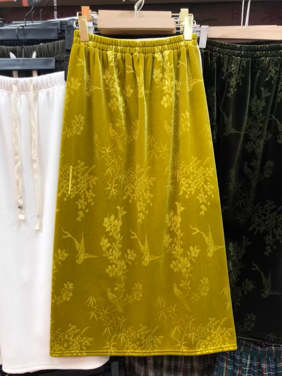 6322 竹报平安2023早秋中式丝绒松紧腰侧开衩半裙女