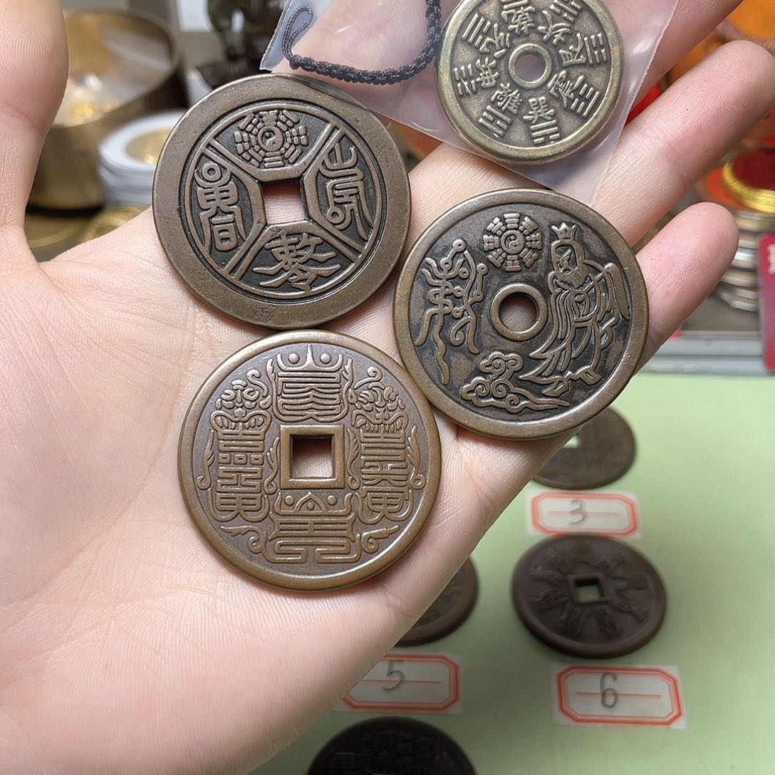 铜钓****仁一物一拍 现场下单