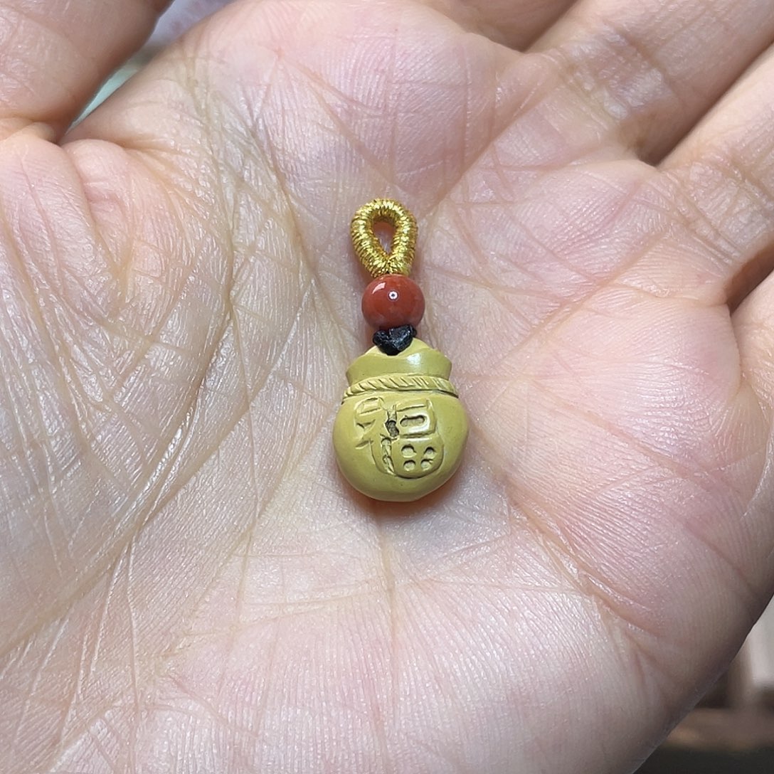 南红玛瑙未镶嵌配饰