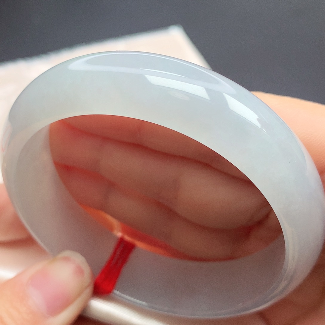 翡翠手镯未镶嵌58圈口