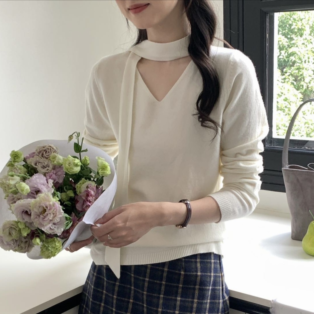 秋冬季女V领性感风毛针织衫长袖打底衫纯色羊毛飘带款打底毛衣