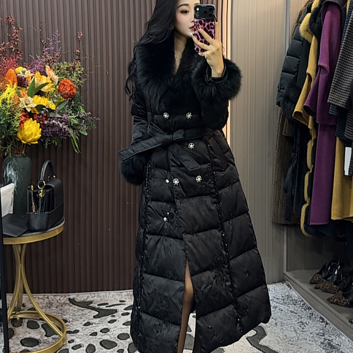 师老板女装～冬季新款领白鸭绒羽绒服中长款加厚修身显瘦8077