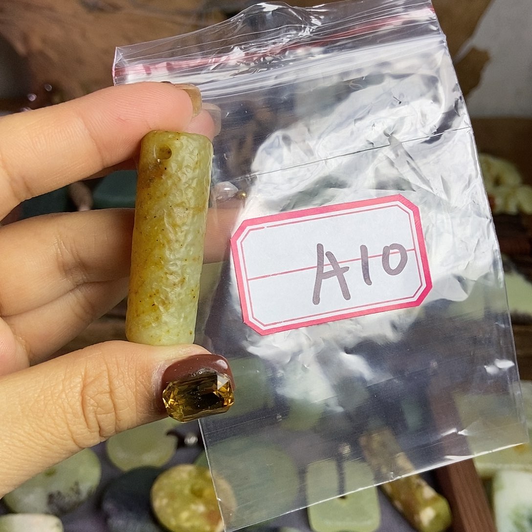 蛇纹石玉手链未镶嵌