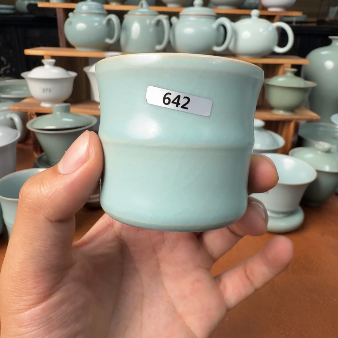 陶摆件开播福利微瑕仿古天青竹节杯80cc开片
