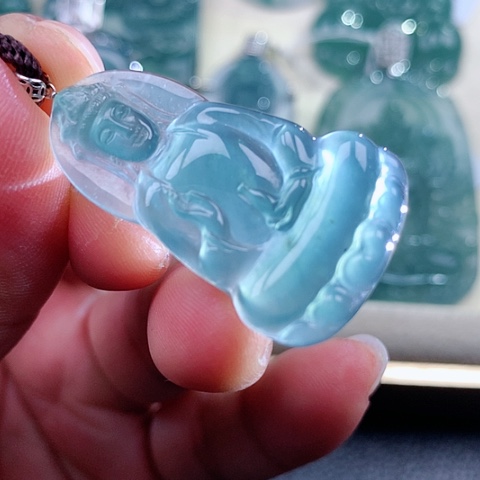 【闪购商品】翡翠颈饰18K金镶嵌天然翡翠