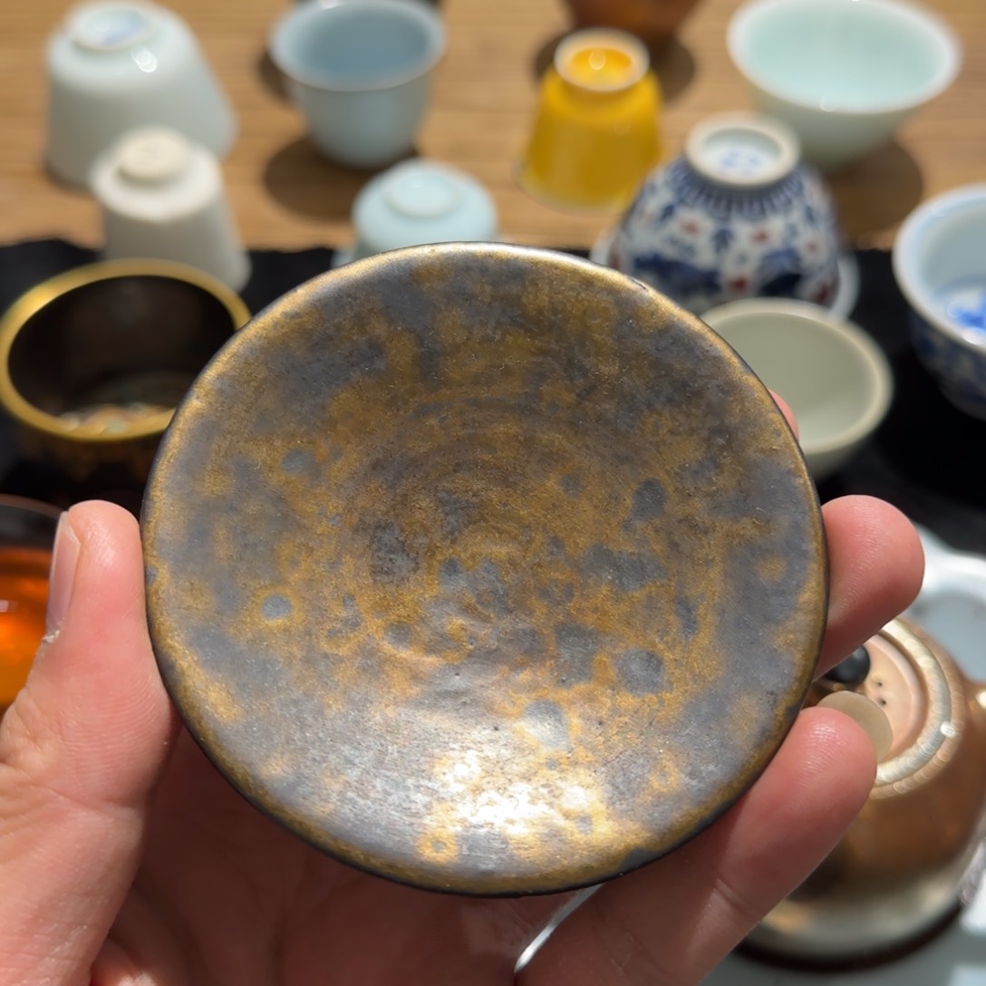 杯台湾吴晟志黄金铁陶杯拖