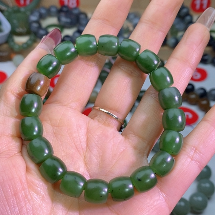 和田玉手串未镶嵌