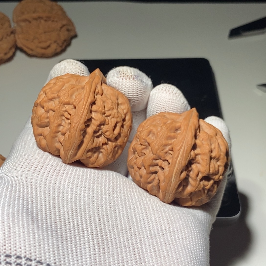 D***a文玩核桃吊坠红锦鲤