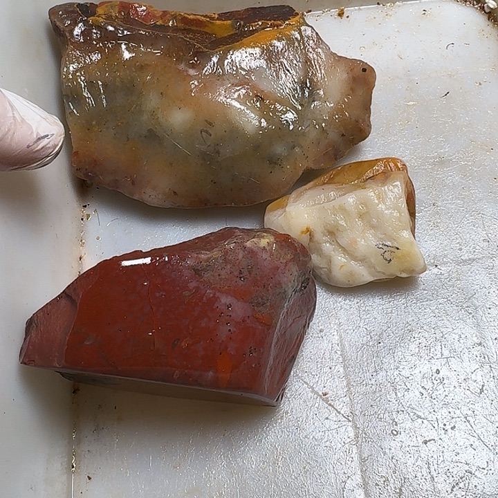 用***4寿山石寿山石的颜色