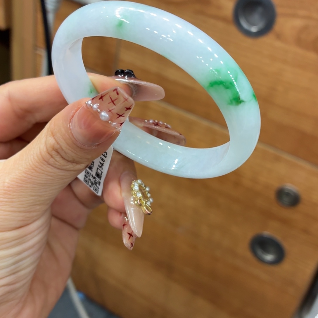 昊***人翡翠未镶嵌手镯手镯贵妃