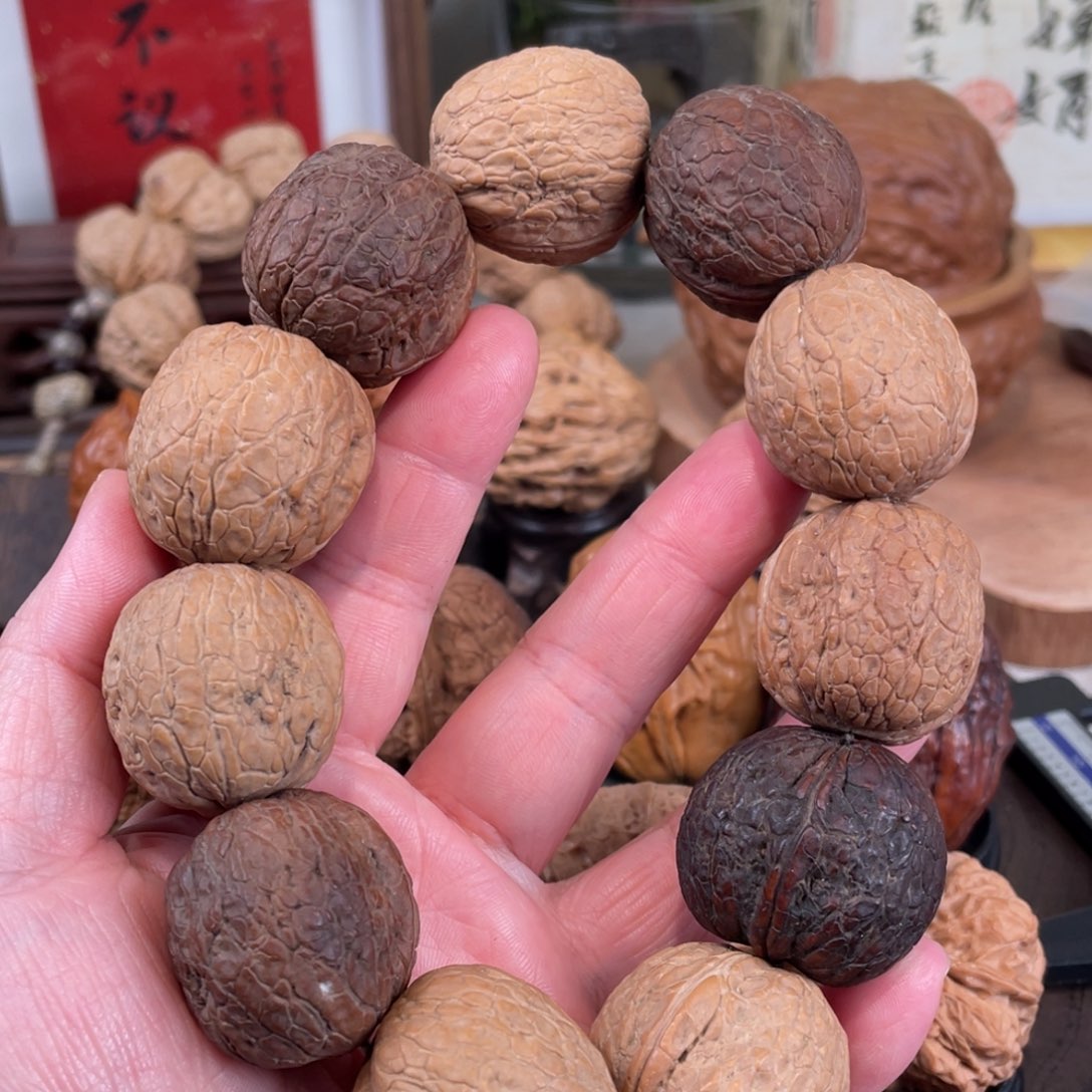 文玩核桃把件福宝手持11颗