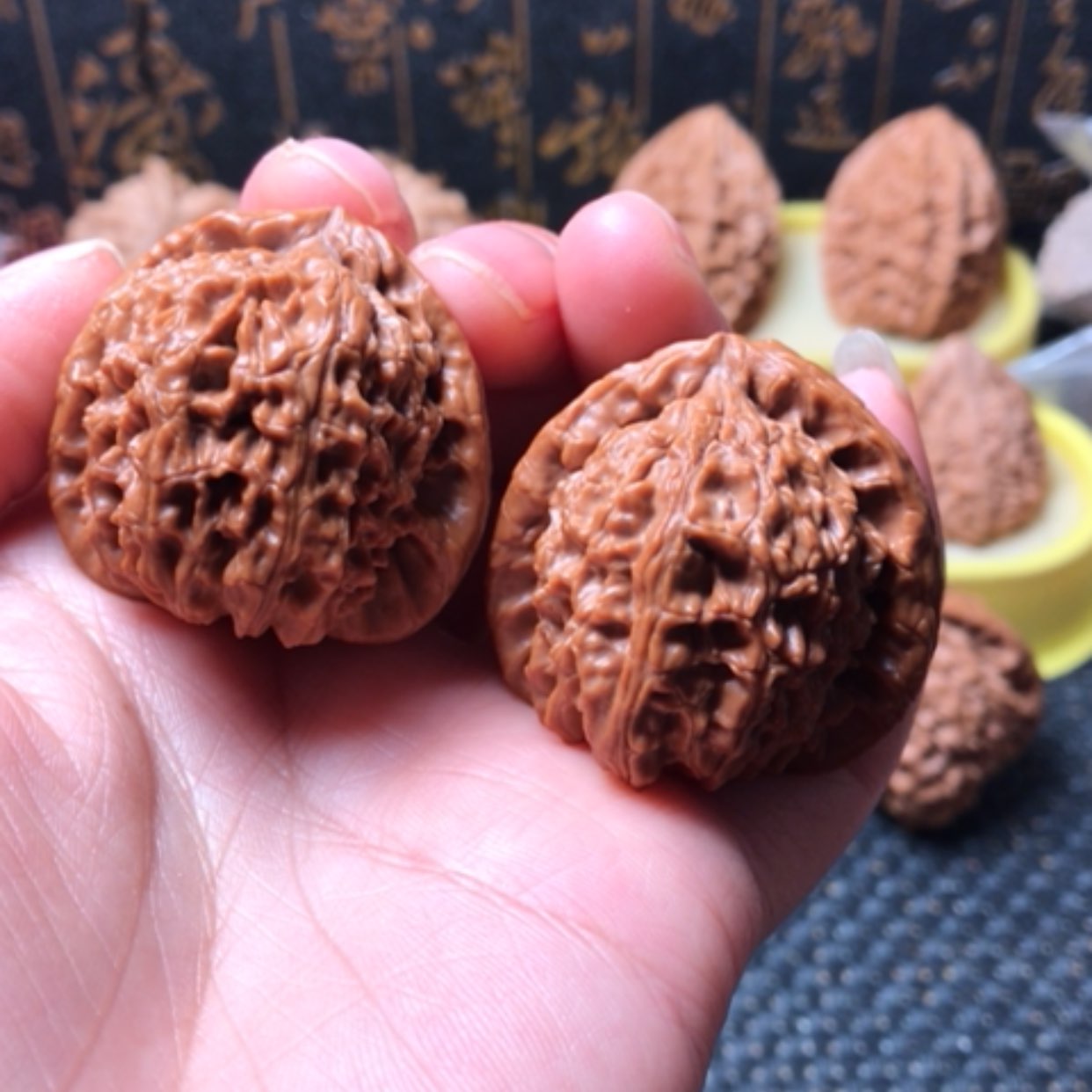 【闪购商品】摆件核桃老款白狮子38