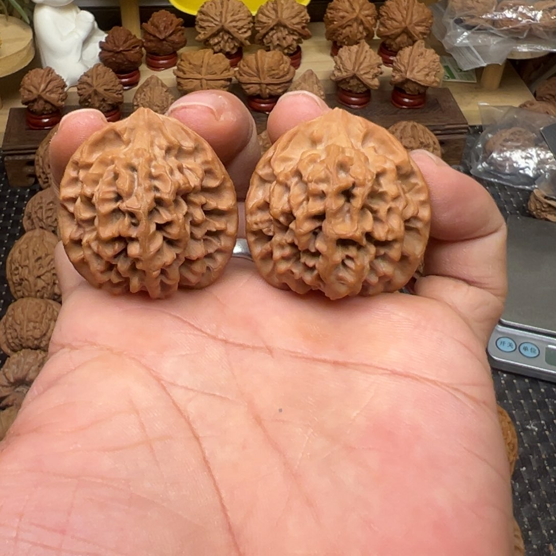 把件文玩核桃溪****宿全品秦闷狮子头三角桩精对03