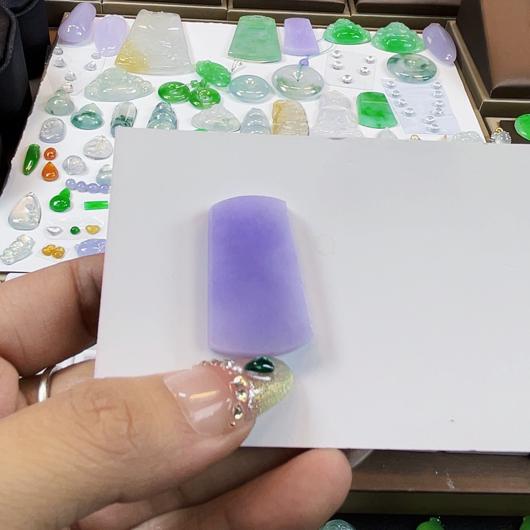 翡翠裸石FT0005/2浓郁紫罗兰无事牌