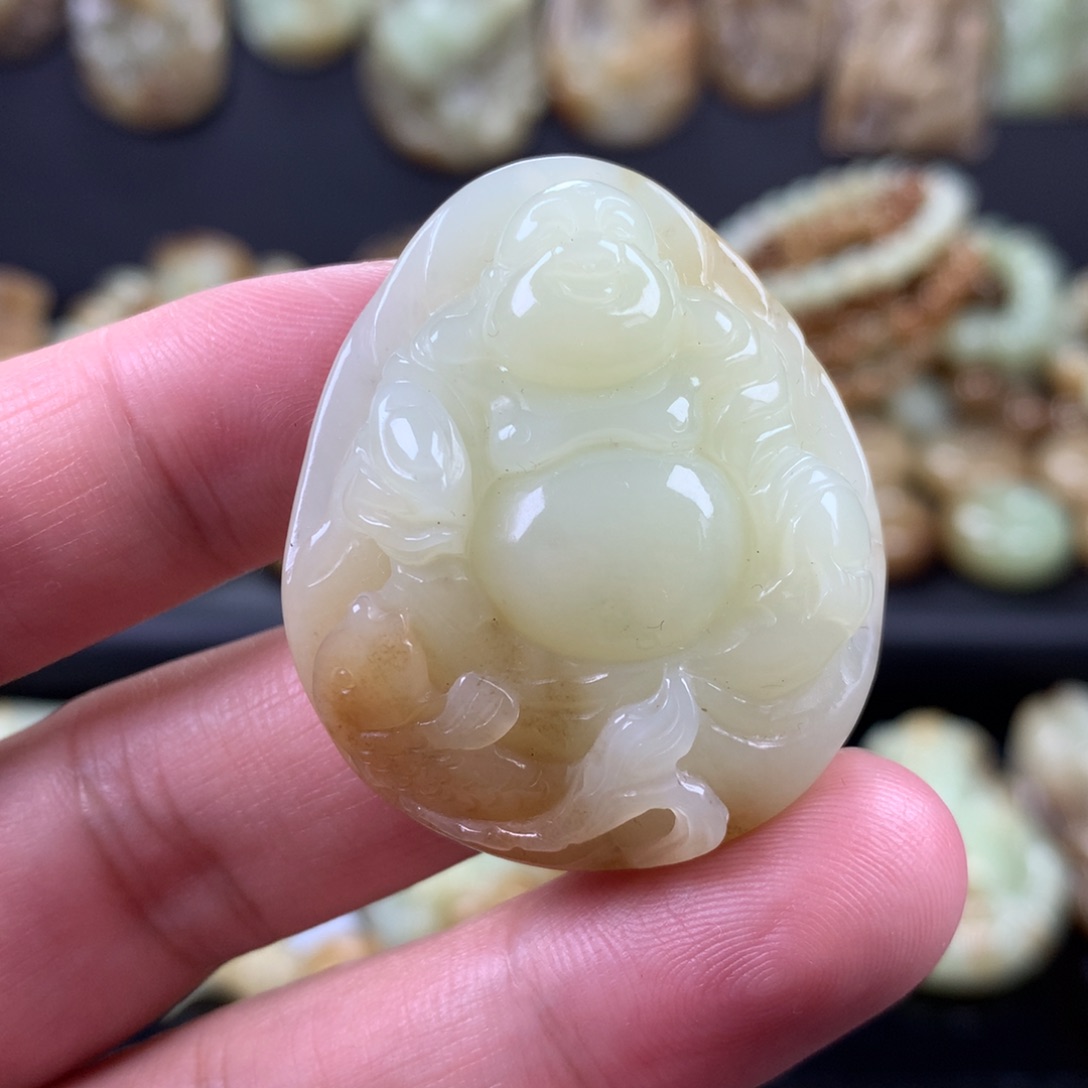 和田玉未镶嵌挂件