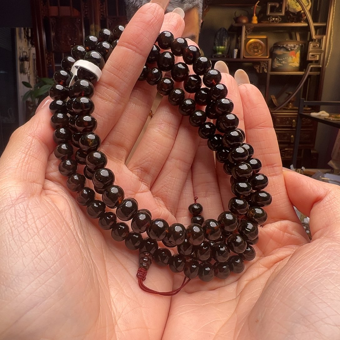 品***。琥珀未镶嵌裸石抚顺琥珀20609八