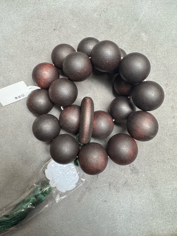 A121沉木圆珠手串