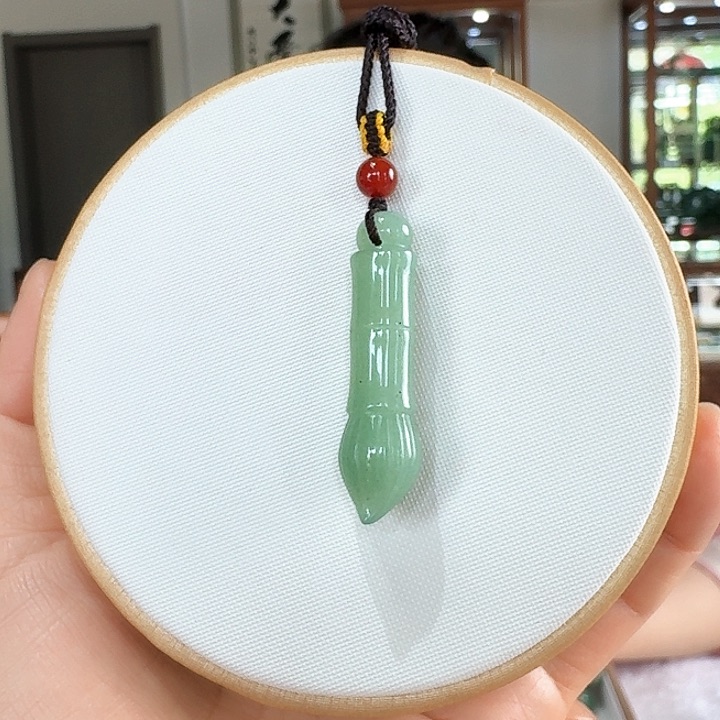 密玉（石英质玉）吊坠未镶嵌