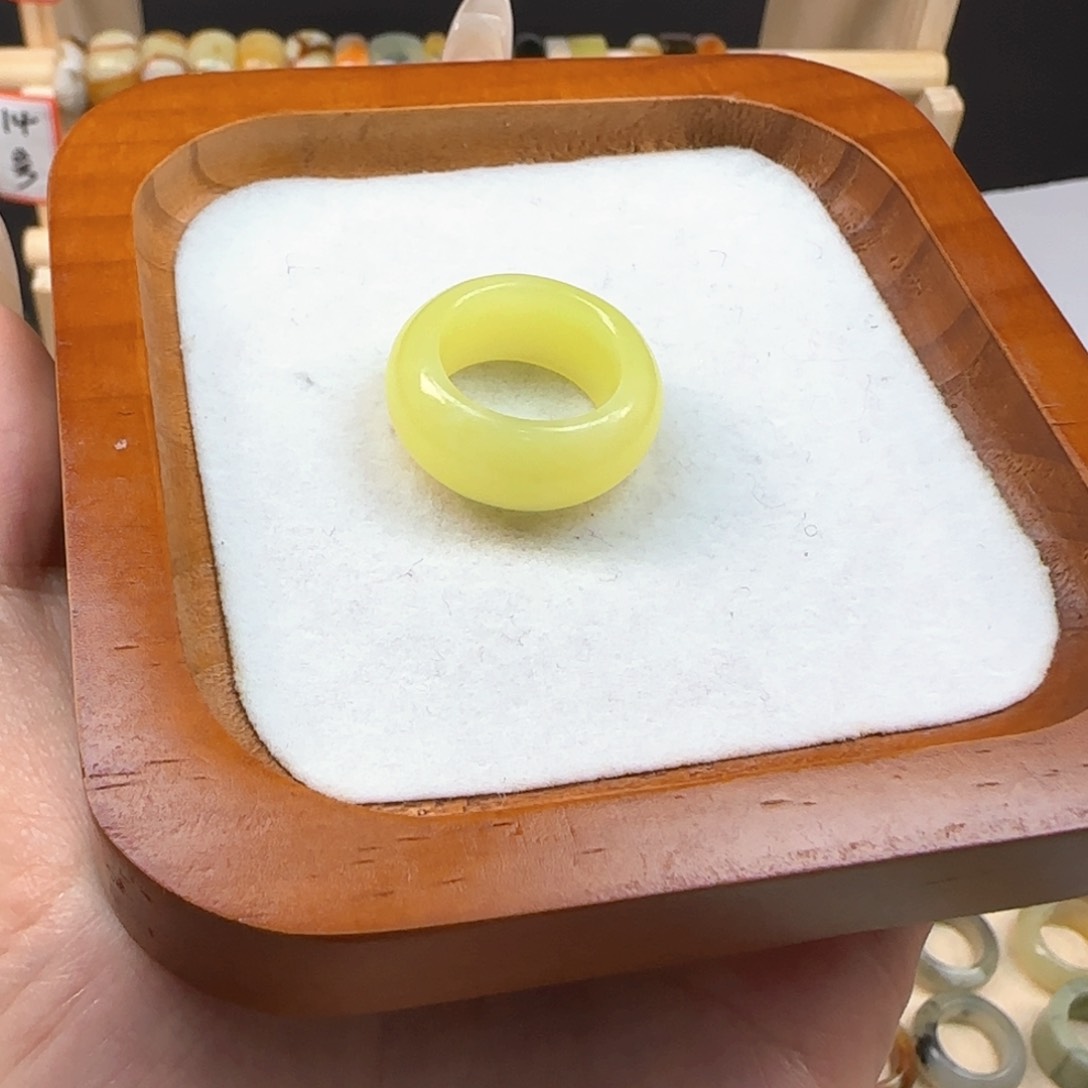 蛇纹石玉岫玉戒指默认微瑕内径17.合金瑞*
