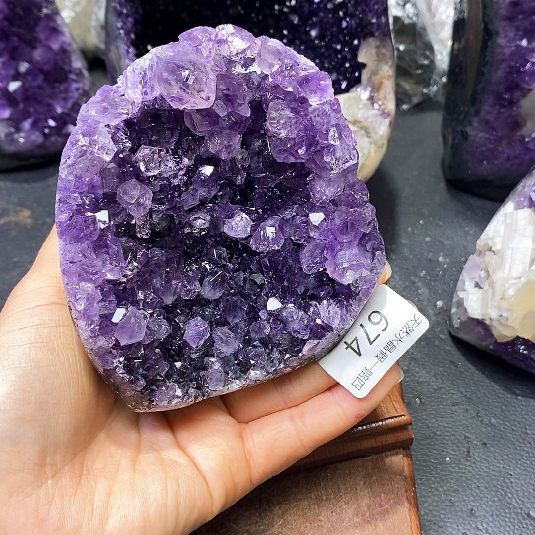 水晶大型摆件（非配饰）未镶嵌