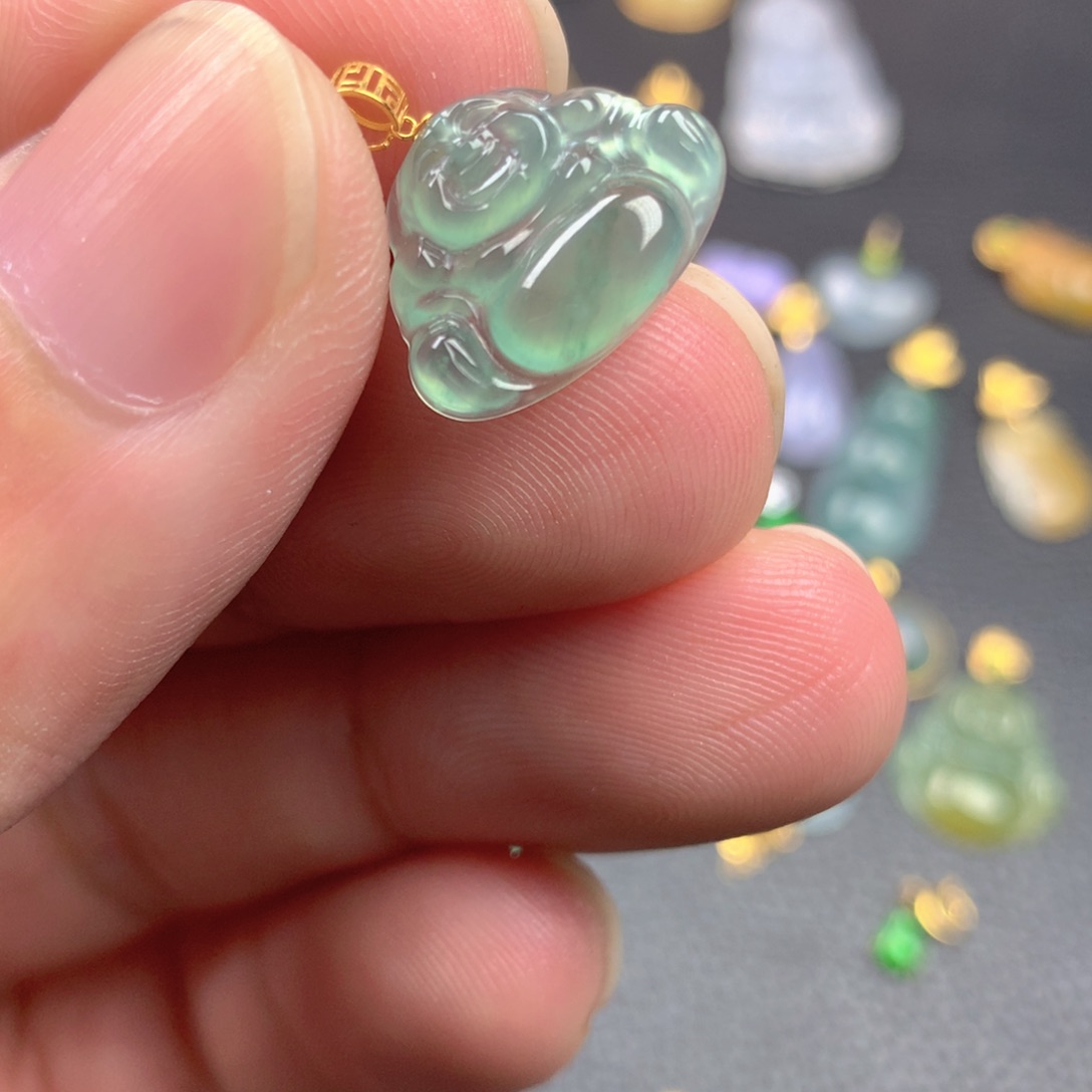【闪购商品】颈饰18K金镶嵌翡翠翡翠