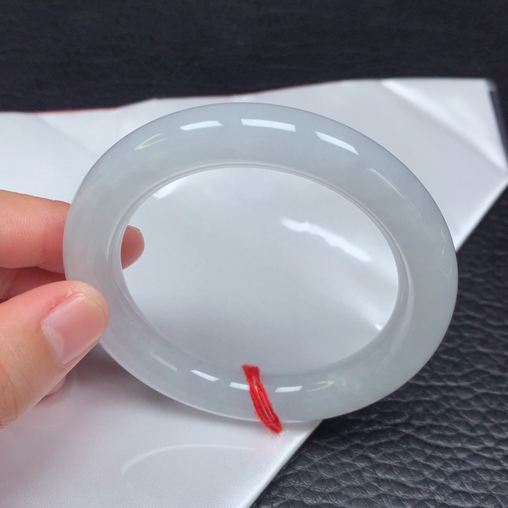 翡翠手镯（圆镯）未镶嵌