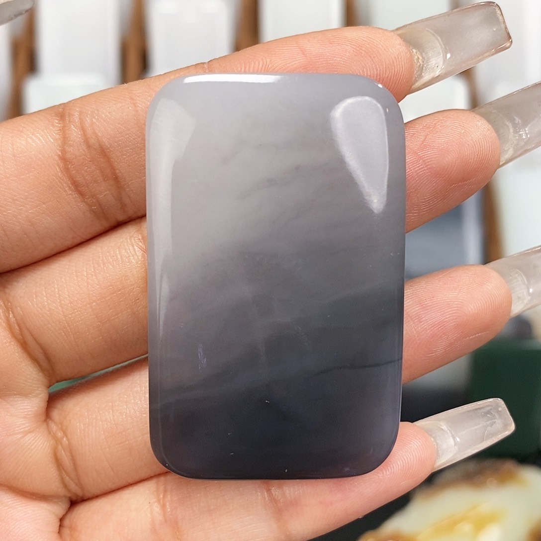 和田玉未镶嵌颈饰L****g