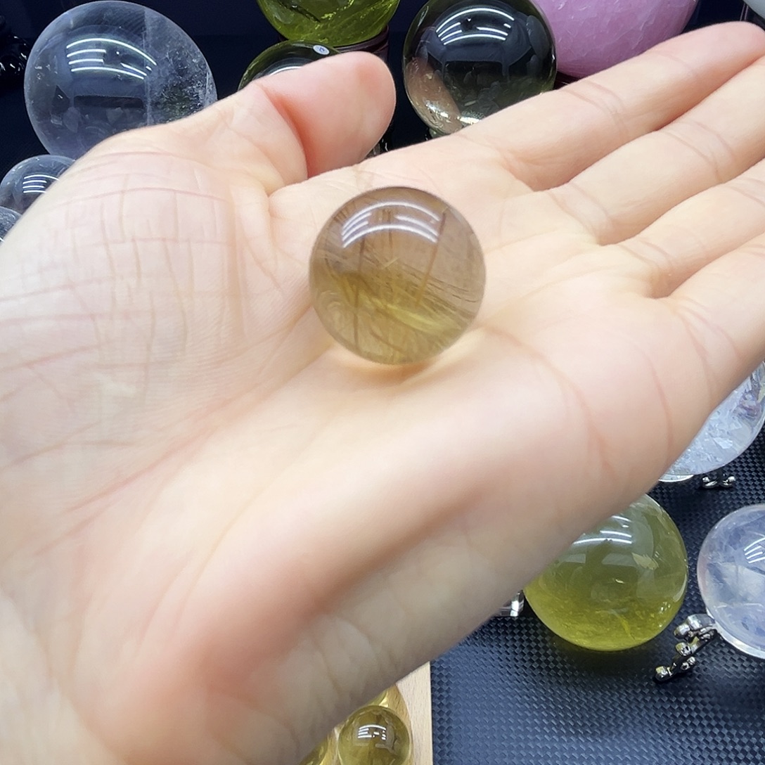 未镶嵌水晶珠宝半成品