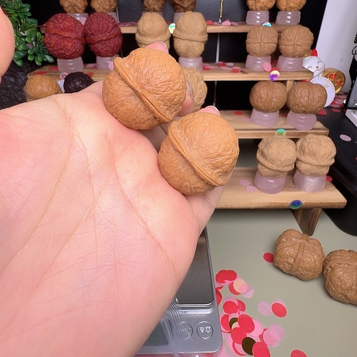 文玩核桃吊坠11告别，33尺寸红蛇果