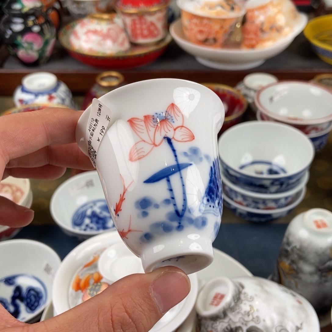 陶瓷艺术家的作品是一