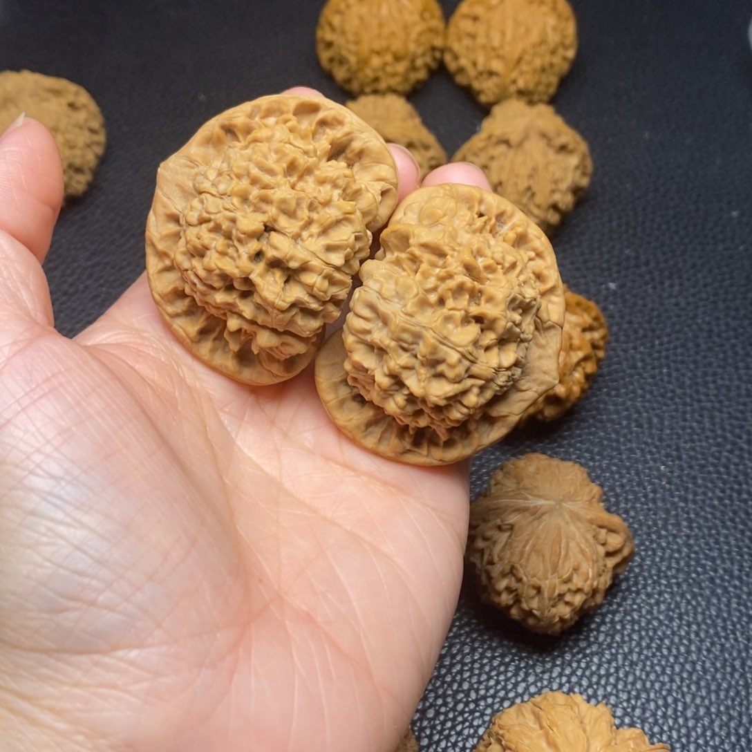 文玩核桃把件官帽